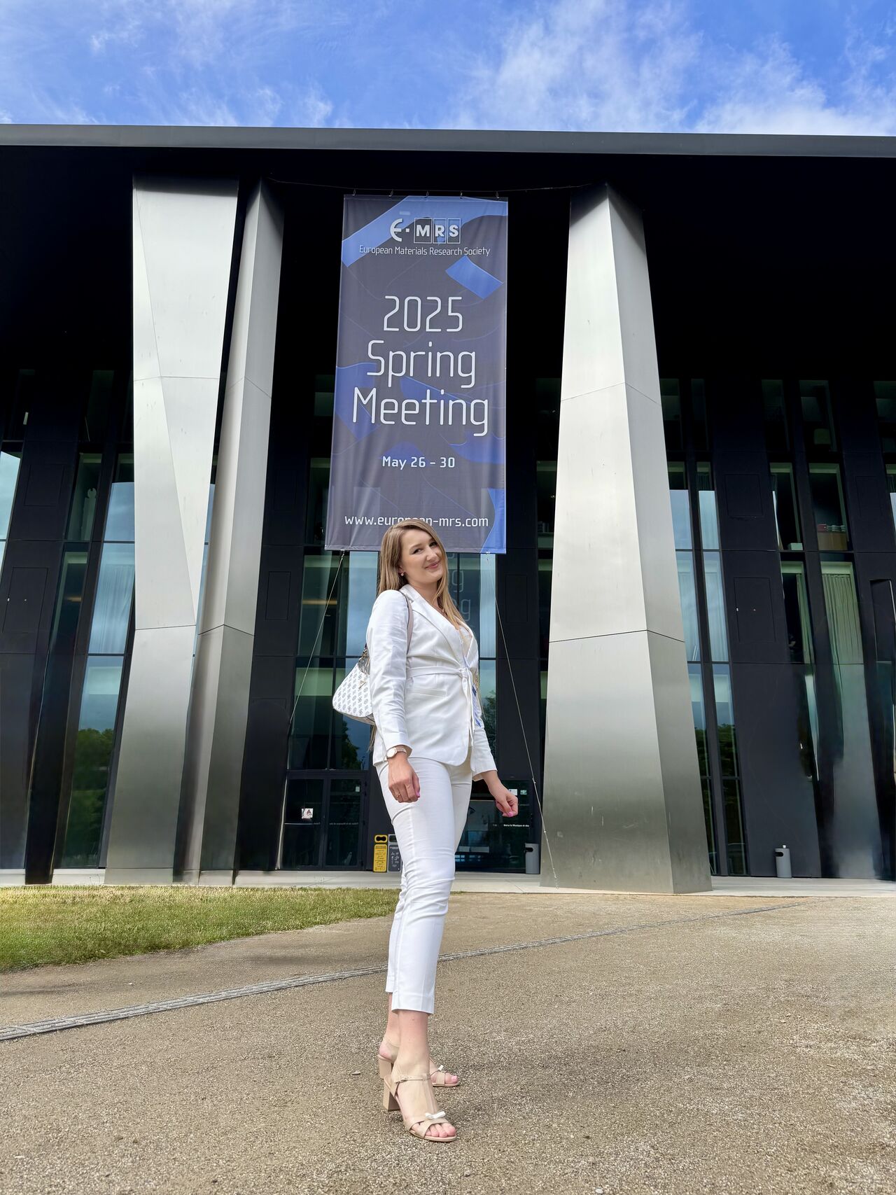 Read more about the article Anna from Chrobok Group at E-MRS 2025!